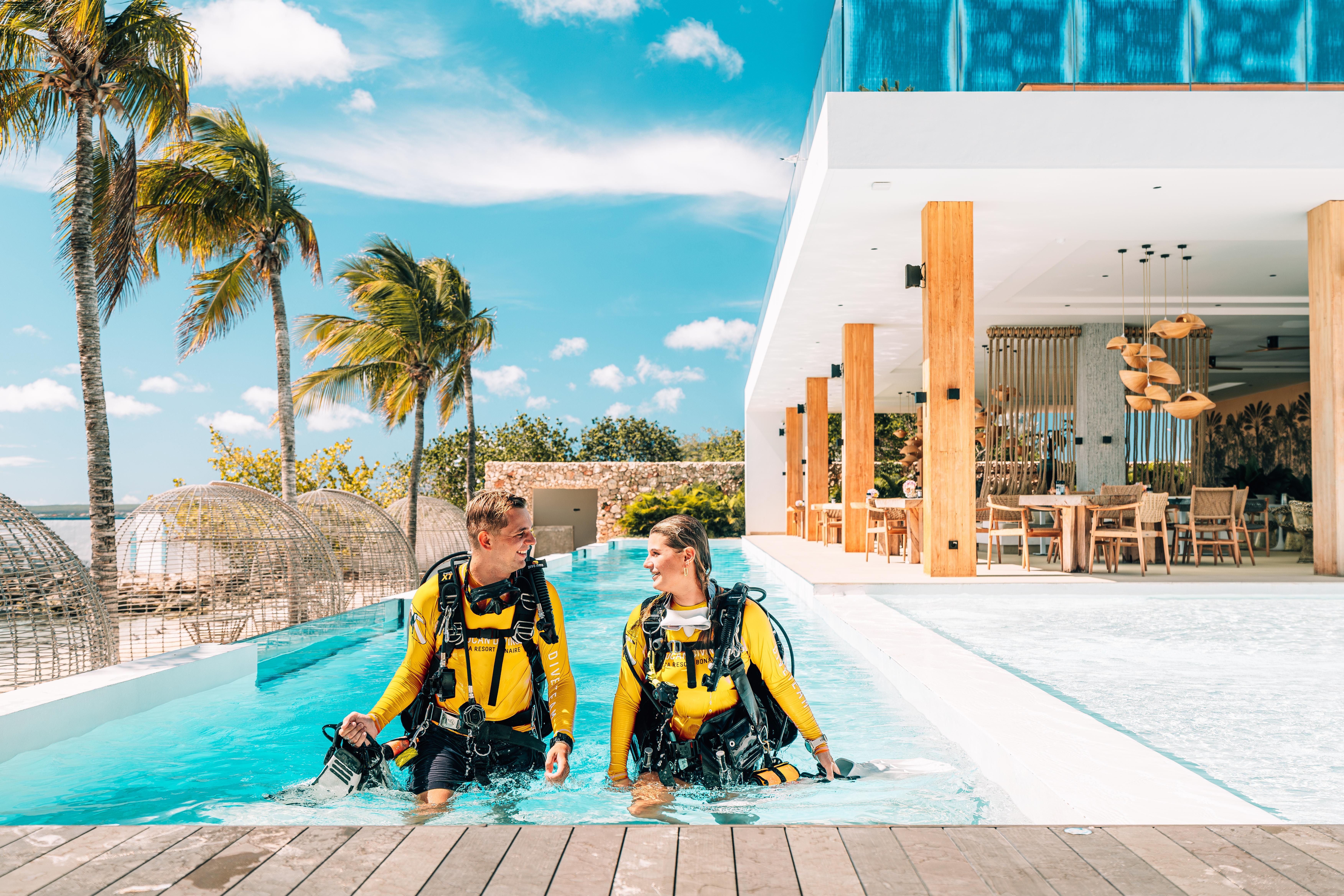 Van Der Valk Plaza Beach & Dive Resort Bonaire Кралендейк Экстерьер фото