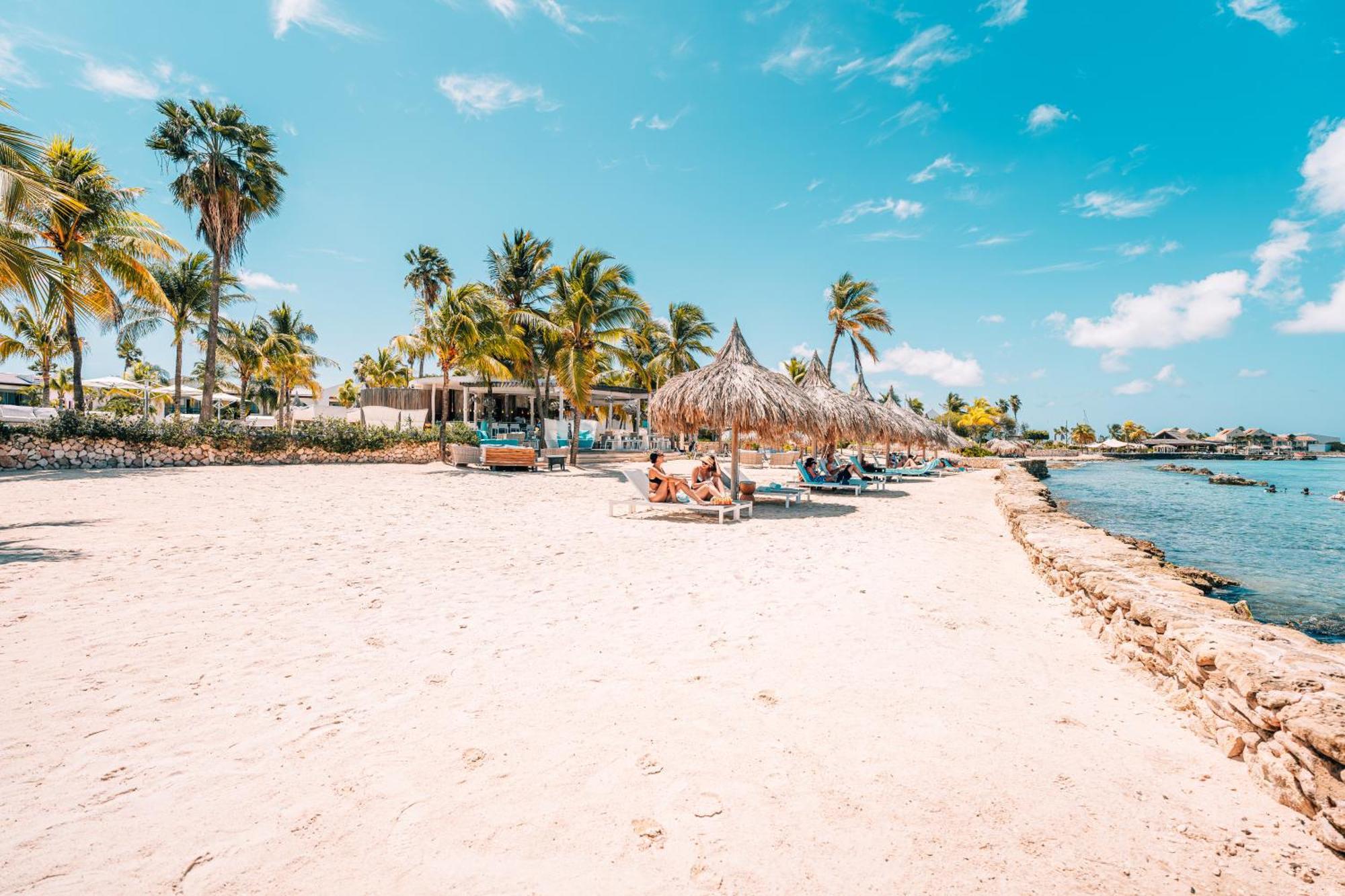 Van Der Valk Plaza Beach & Dive Resort Bonaire Кралендейк Экстерьер фото